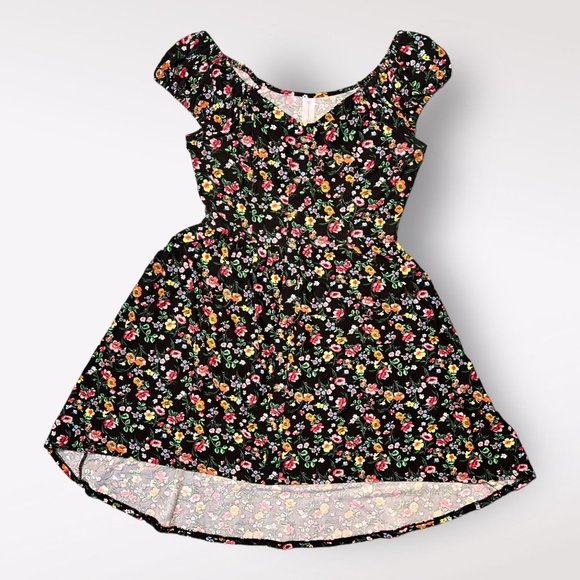 Women's Black Floral Hi Low Off Shoulder Dress Size Medium - Picture 8 of 8